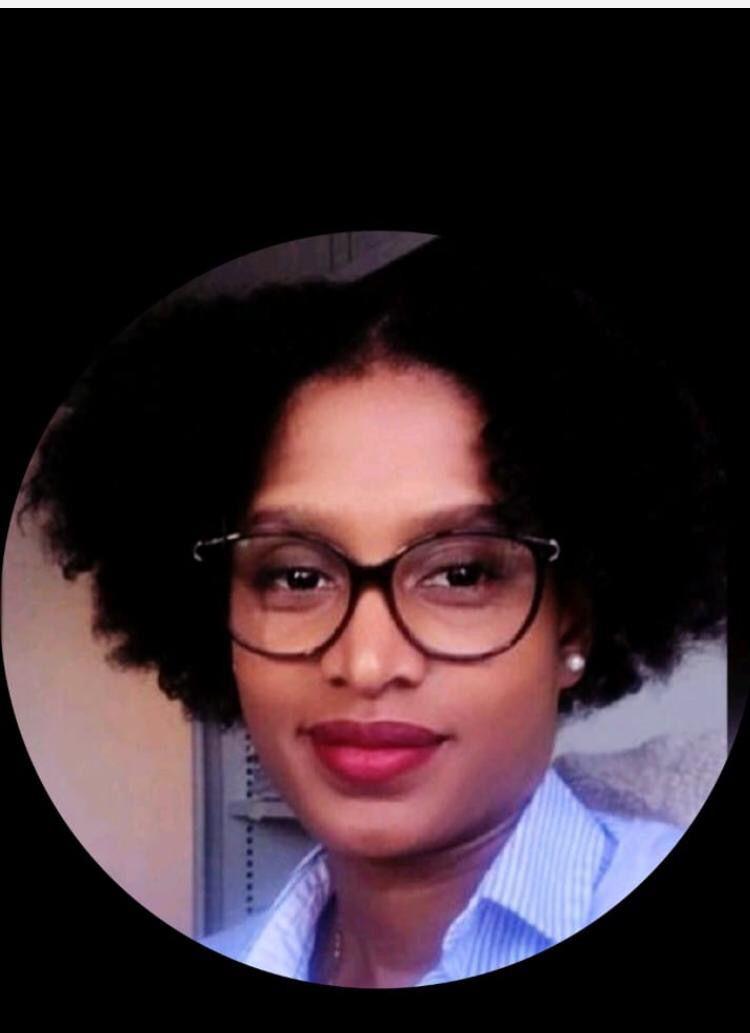 Présidente d'Honneur
Annie GRUBER
Professeure agrégée 
de droit public Présidente d'Honneur
Annie GRUBER
Professeure agrégée 
de droit public
